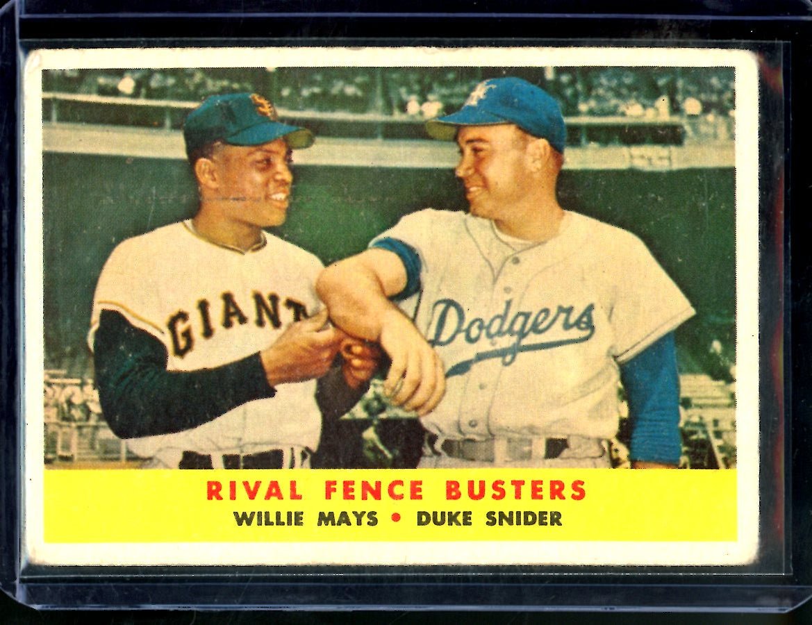 1958 Topps Willie Mays/Duke Snider Rival Fence Busters #436